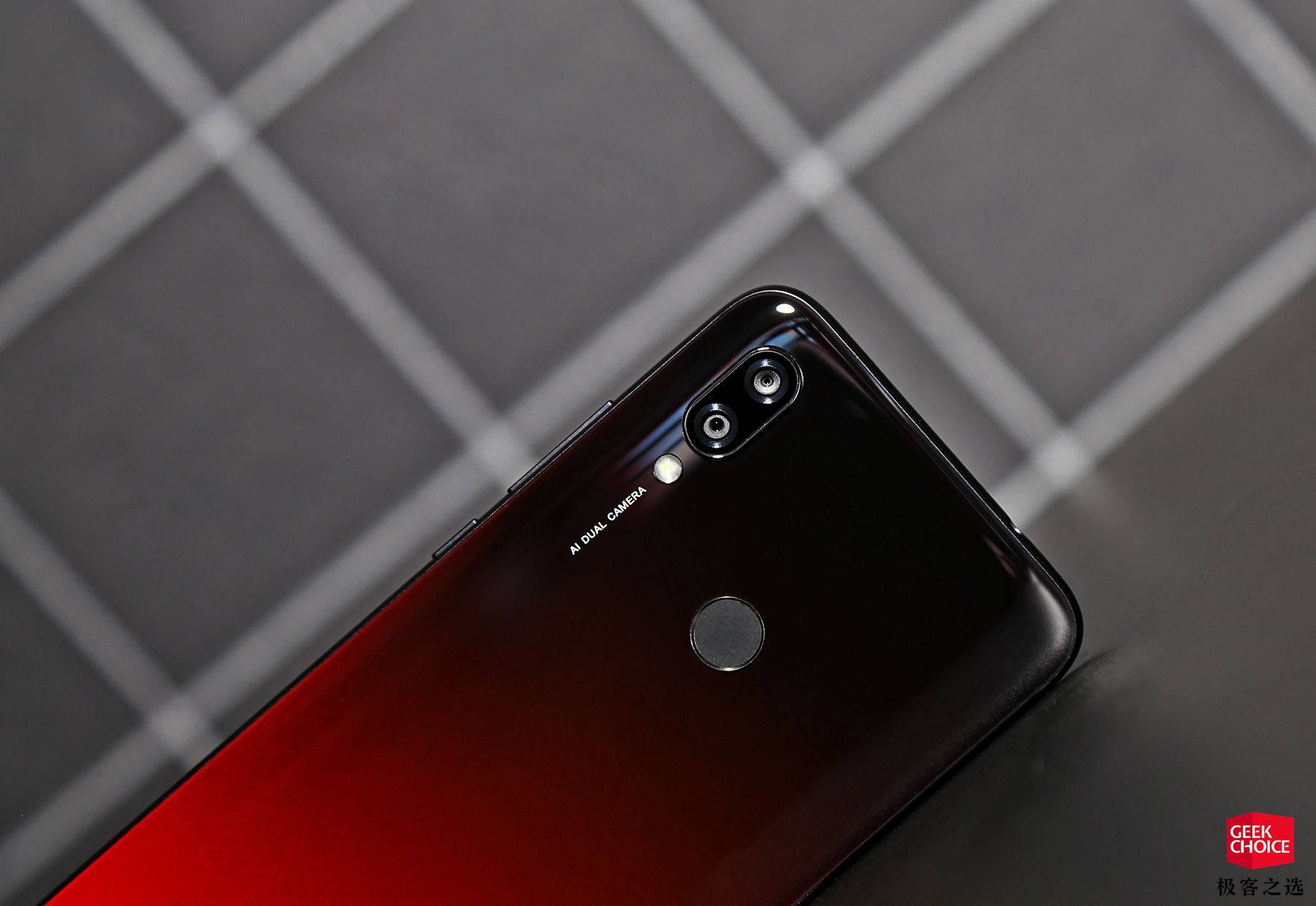 红米Redmi7体验：骁龙632+4000mAh大电池，699元起售