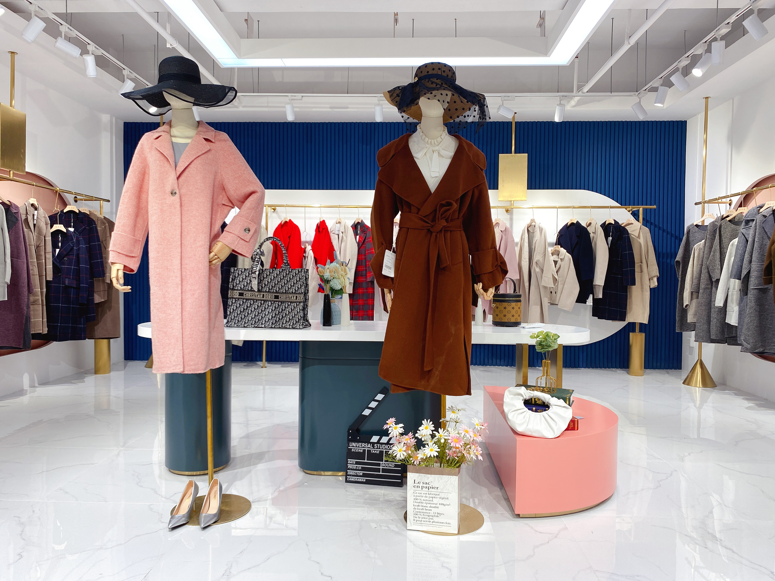 依美居品牌折扣女装批发,依美居品牌女装