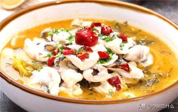 风味独特的四川泡菜制作及养护法，见证一坛传家泡菜的诞生