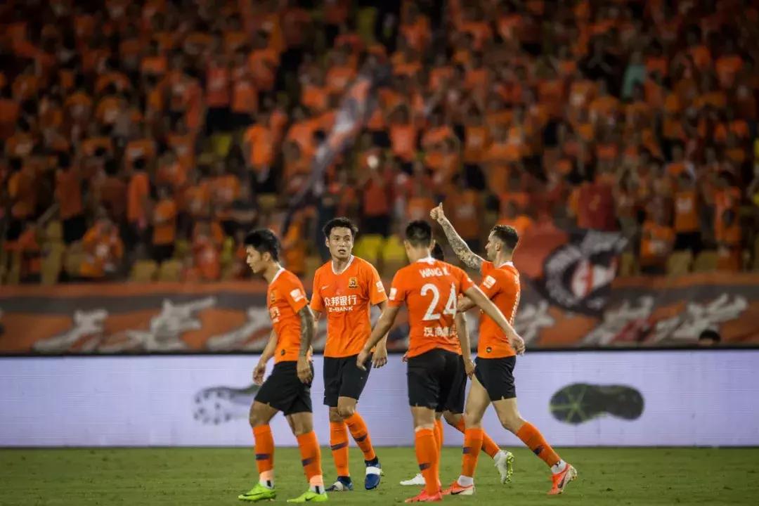 武汉卓尔2-1击败天津天海,武汉卓尔和山东鲁能交手战绩