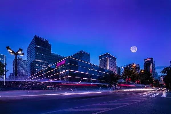 匡威帆布鞋会掉色吗,匡威帆布鞋变色