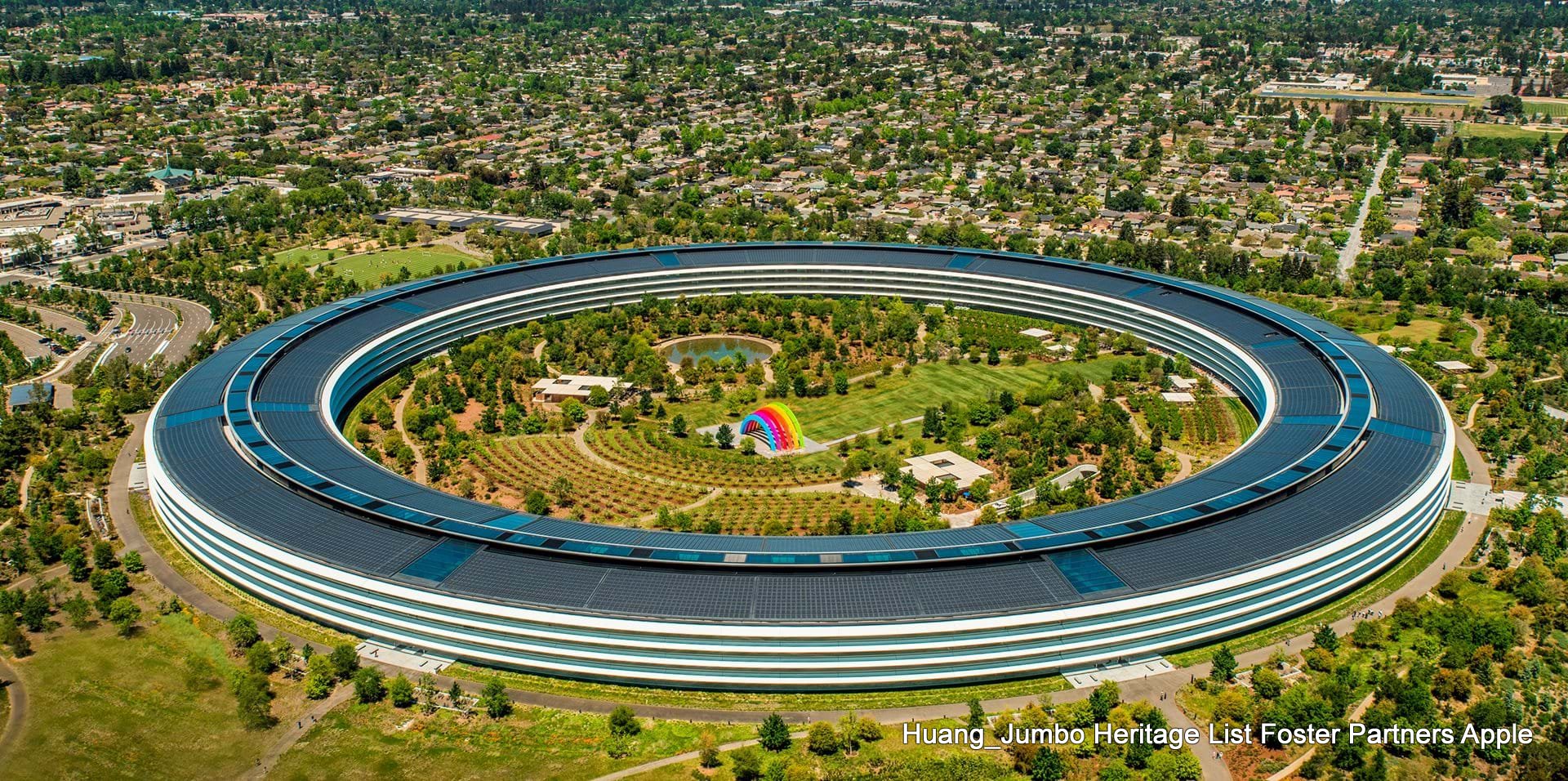 第4679回:生态节能简约苹果,福斯特建筑事务所