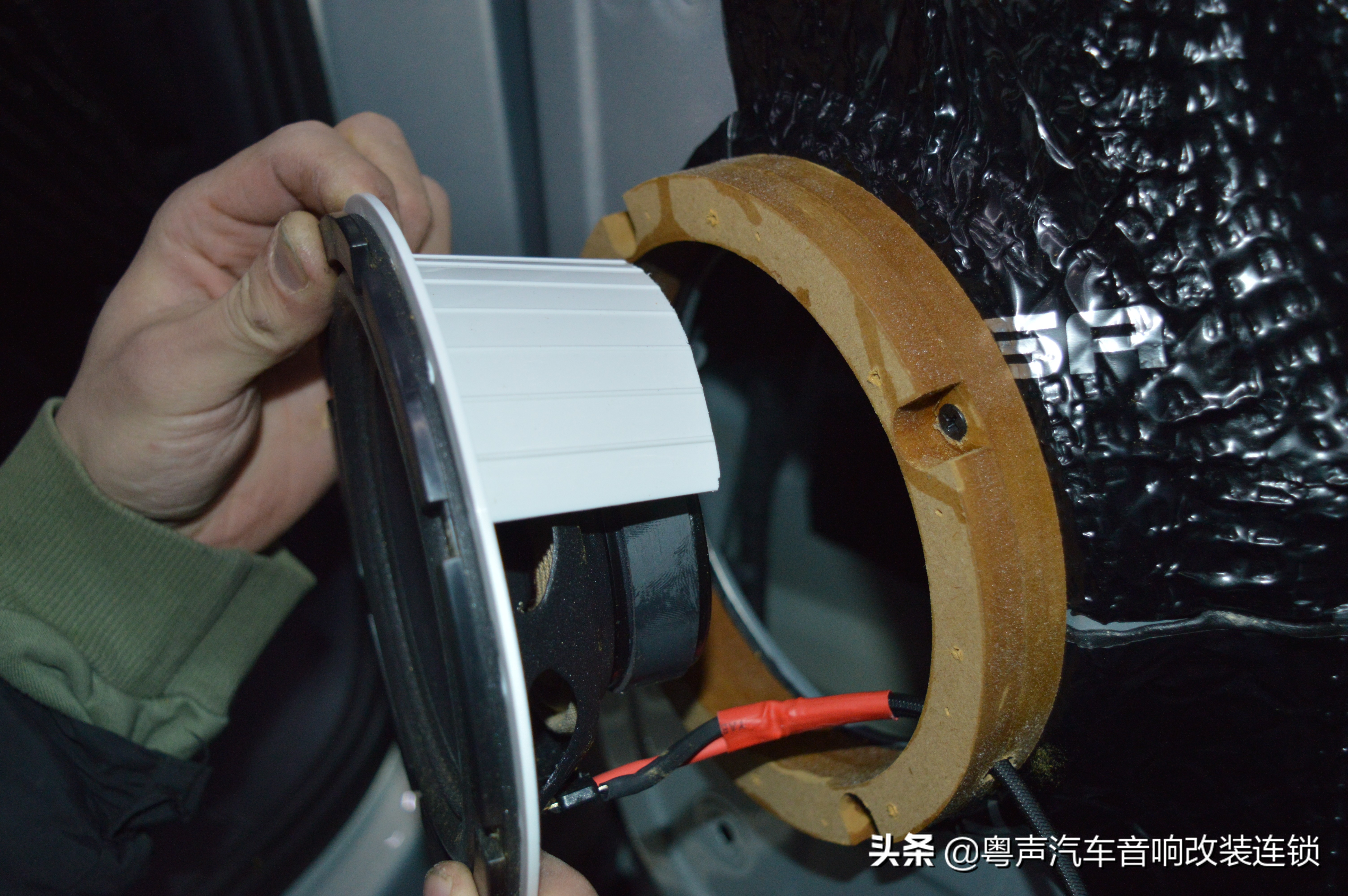 途昂380豪华怎么提升音响音质,大众途昂音响怎样改