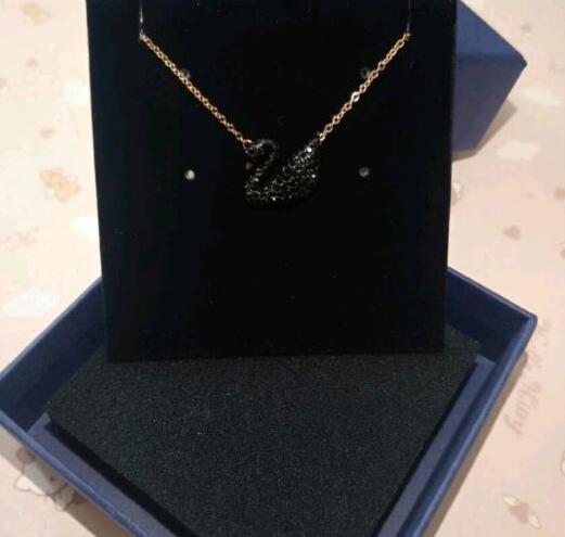 施华洛世奇经典银色天鹅,施华洛世奇黑天鹅搭配