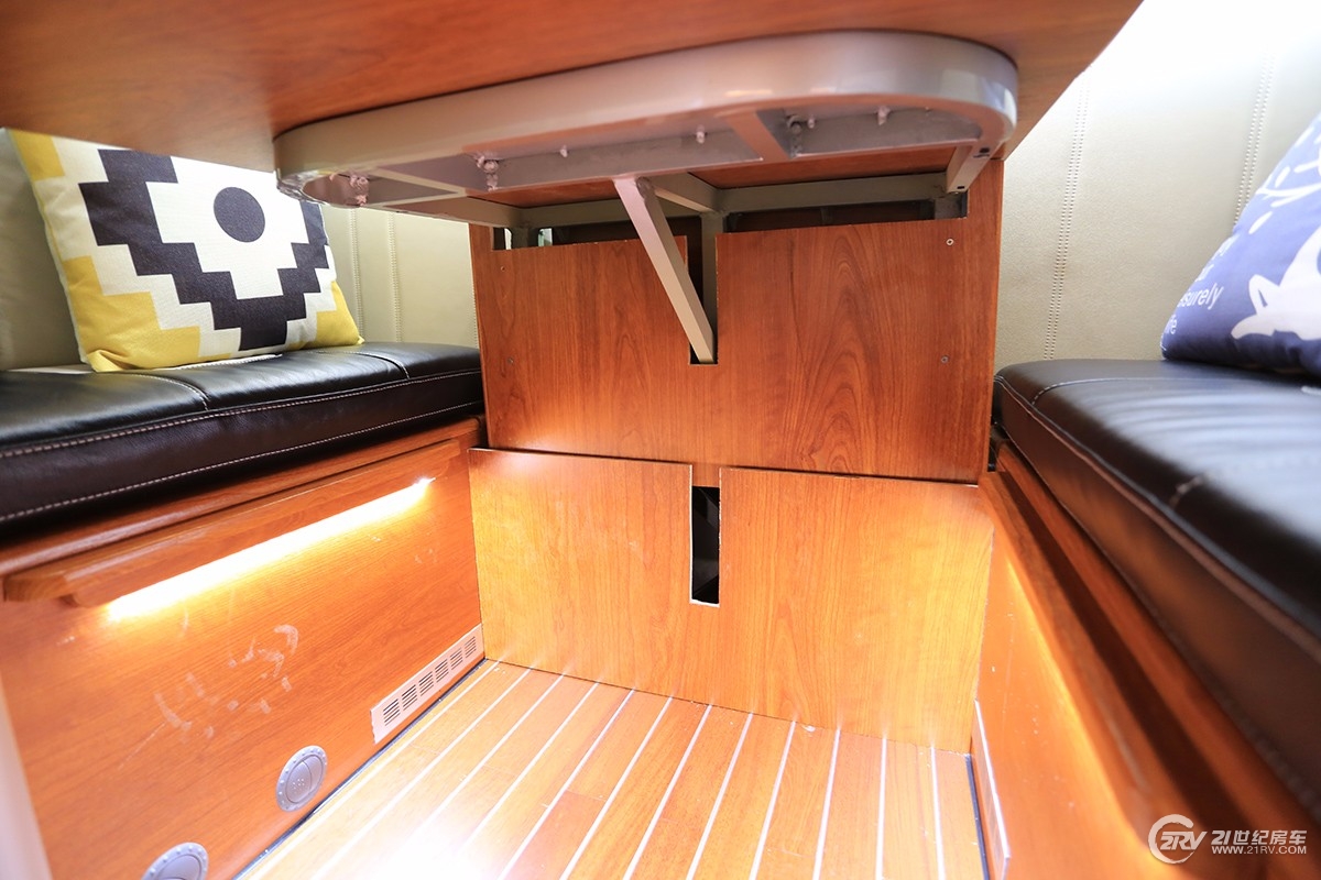 霞客乐锐骐7suv评测,霞客乐锐骐6升顶房车用车体验