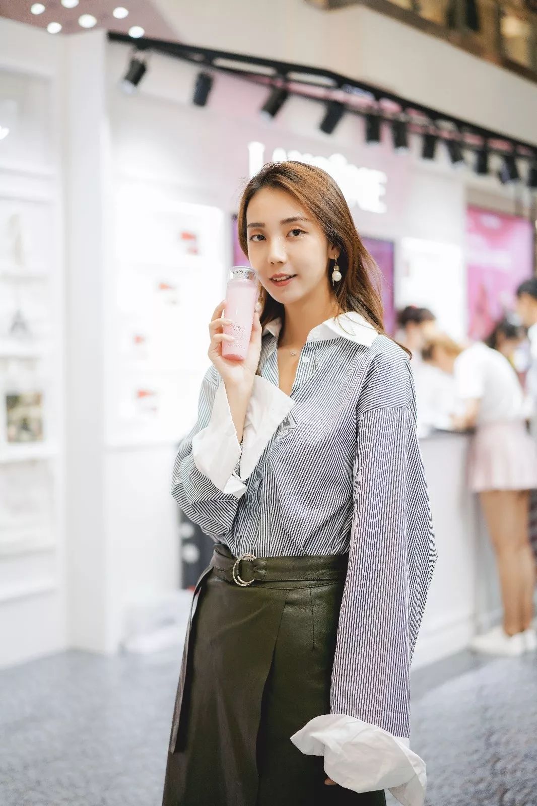 兰蔻法式轻妆,氧气初恋妆高光