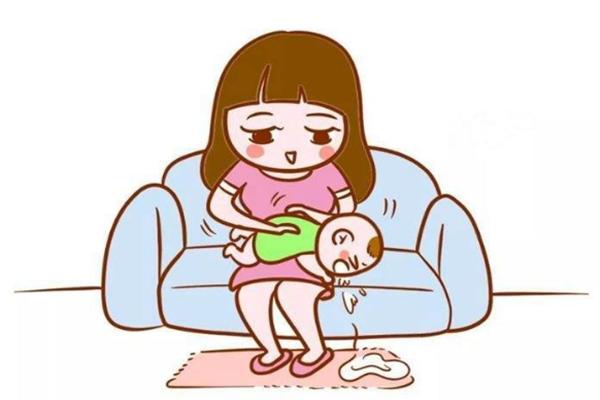 宝宝喝奶老是呛奶怎么办,宝宝喝奶比较急容易呛奶怎么办