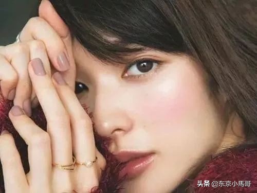 黛珂新出的气垫好用吗 (黛珂粉底液的气垫怎么样)