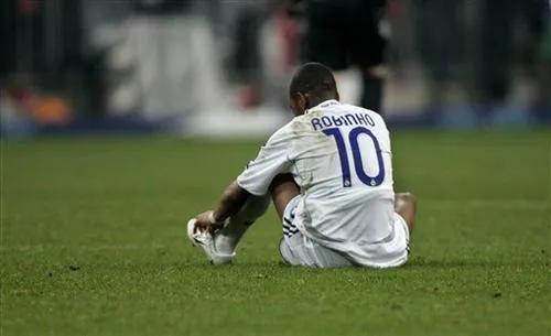 足球王国巴西100个进球,五星巴西阵型身价