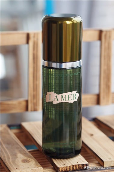 化妆水神坛之争——SKII神仙水VS海蓝之谜精粹液，究竟谁是一哥？