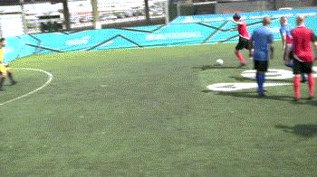 5人制足球边路过人技巧,5人足球进攻套路