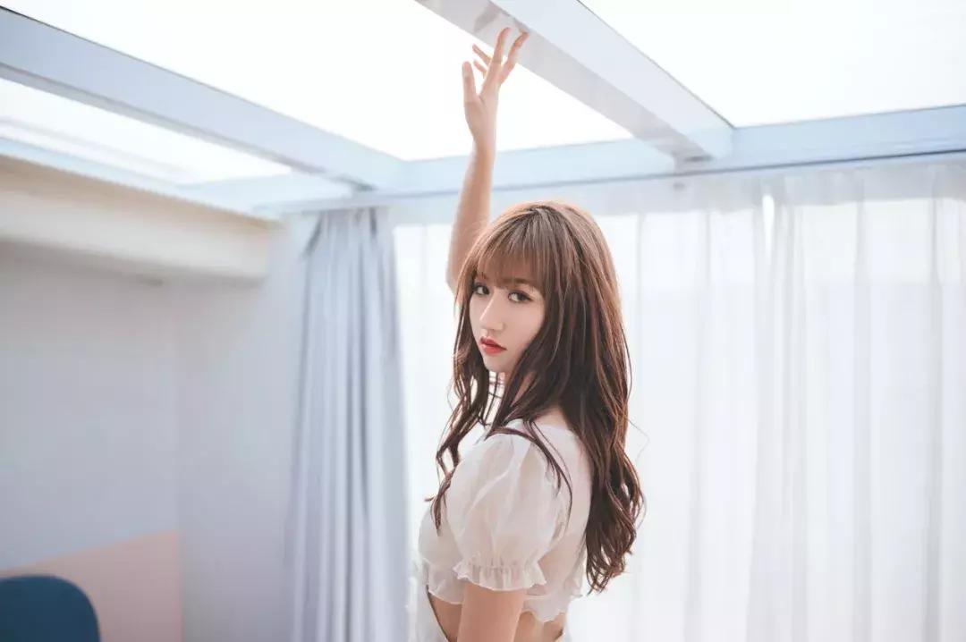 鑵鹃緳sp35mmf1.4浜哄儚鏍风墖,鑵鹃緳35-150mmf2.8-4瀹炴祴