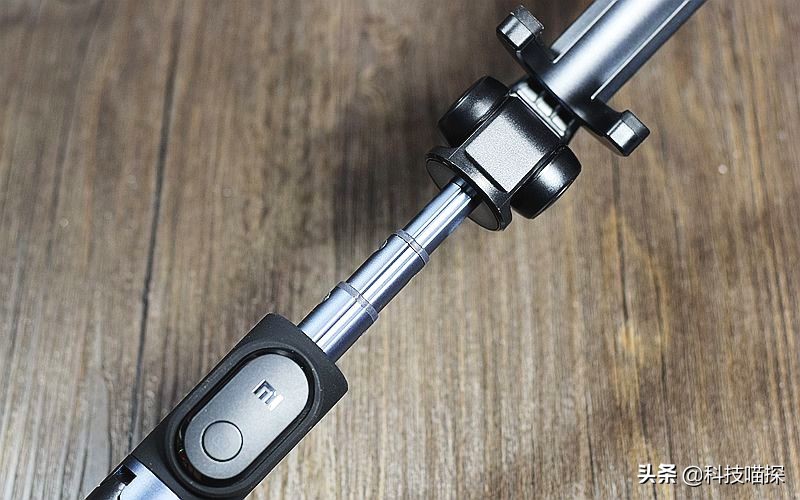 小米支架式自拍杆如何操作,自拍杆效果图