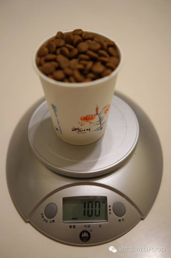 宠物狗粮该吃多少量合适,宠物营养狗粮怎么喂比较好