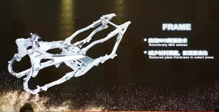 延续四十余载霸主,骑售价45.8万的本田金翼是怎样一个体验!