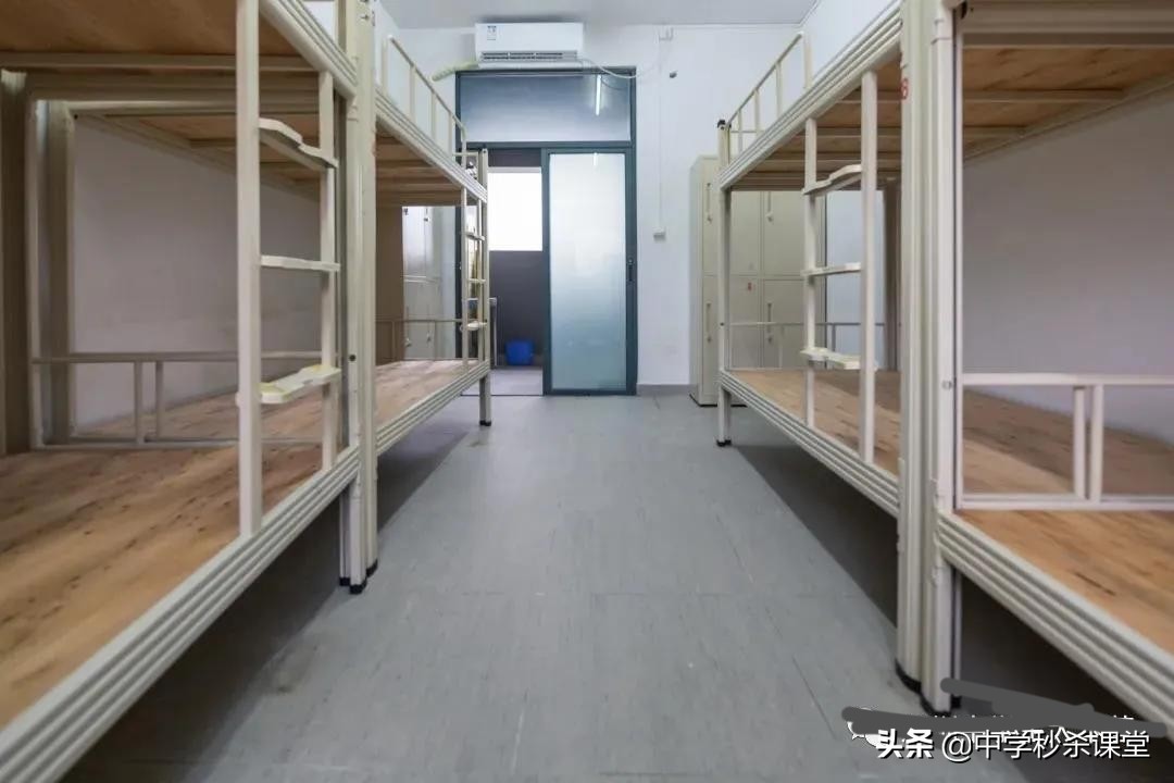 深圳近30所高中宿舍实景图曝光,深圳高中学校宿舍合集