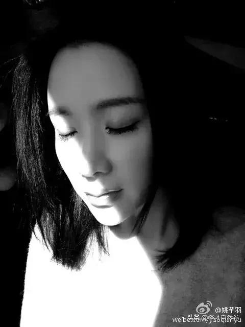 杨幂佟丽娅给她做配角，如今成变脸天后又出山了，为何火不起来？