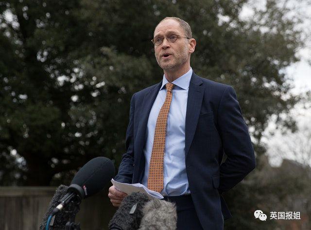 酥饼诱骗未成年女孩判刑,诱骗未成年人咋判刑