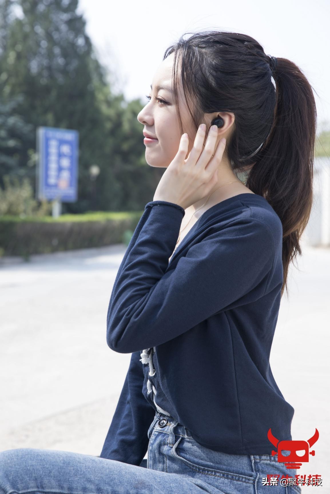 商务≠中庸TrackPods真无线蓝牙耳机评测IPX7防水洗澡