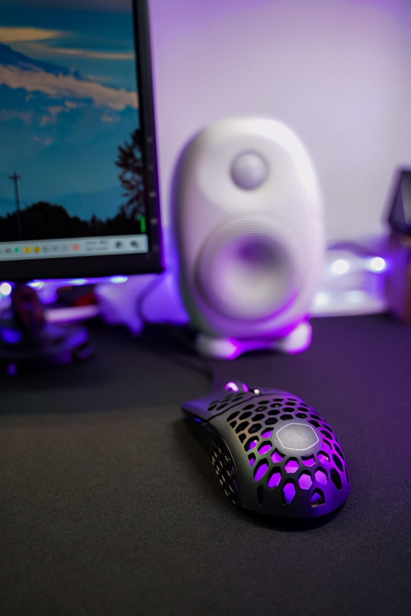 酷冷至尊mm711鼠标测评,酷冷至尊mp511鼠标垫