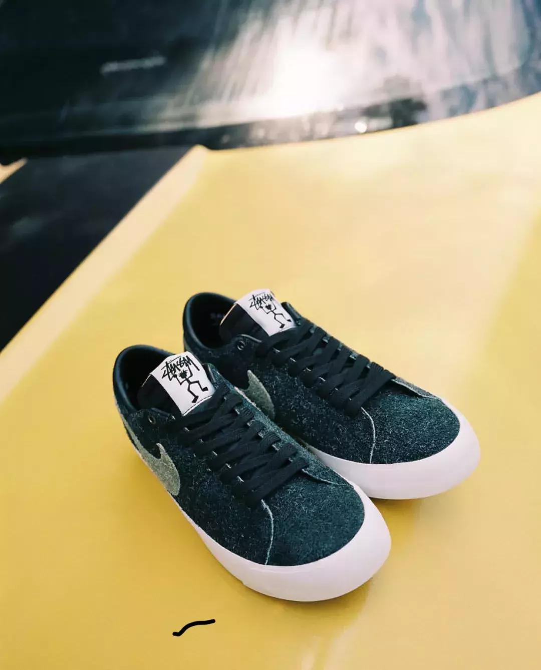 每日简讯｜YEEZY又有新版“700 VX”, Stüssy x Nike有点好看