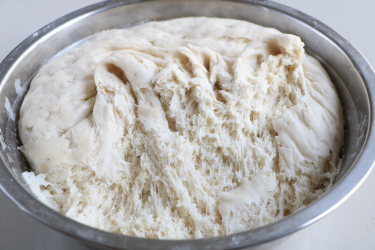 小苏打与碱外观上怎么区分,碱小苏打有什么区别