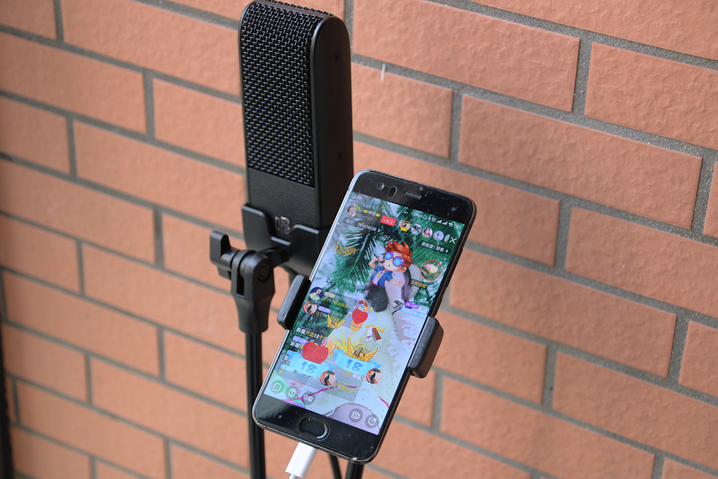 唱吧智能彩屏声卡怎么样,唱吧k10声卡里面什么混响唱歌好听