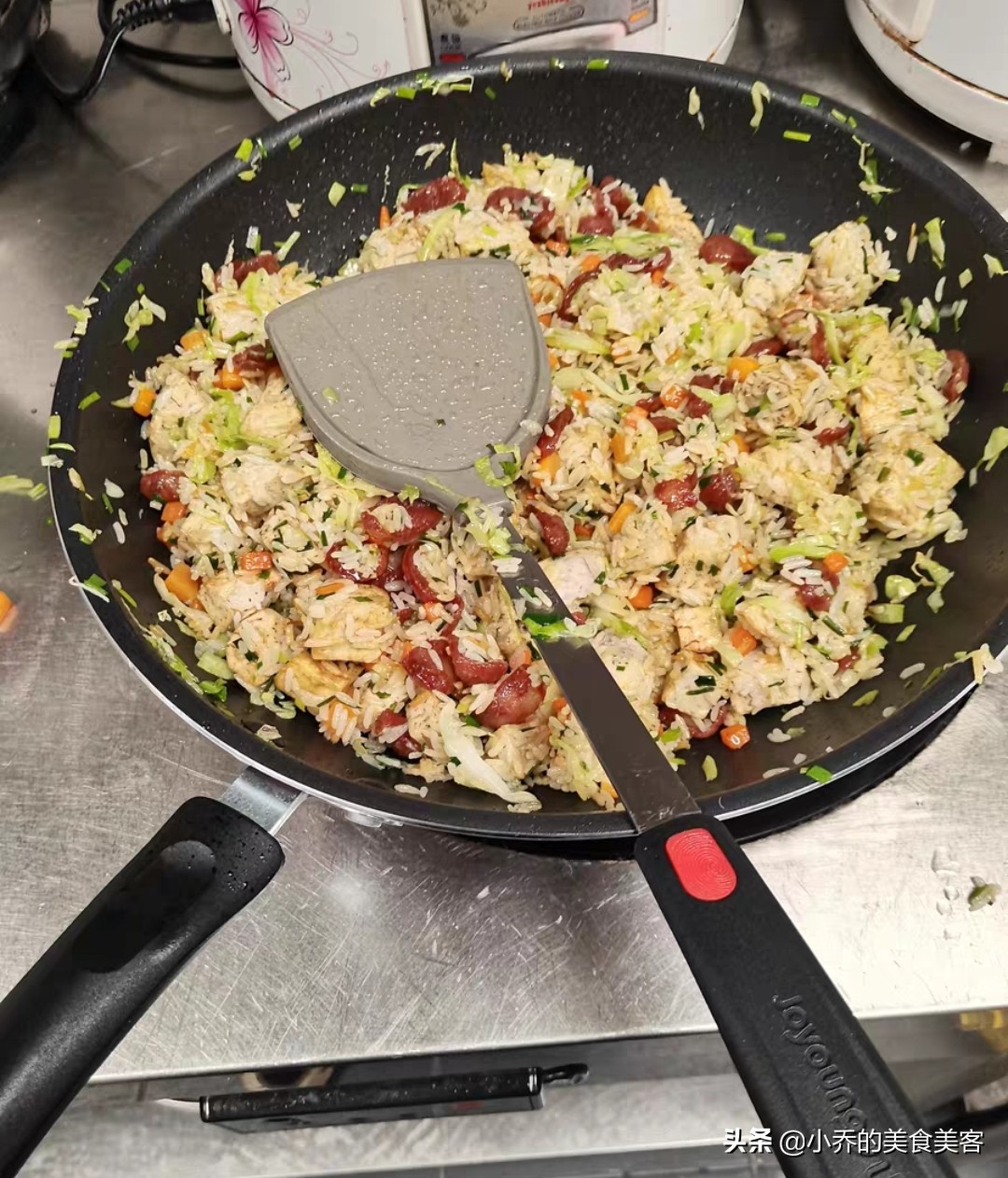 不粘锅确实挺高级的,不粘锅是真的好用