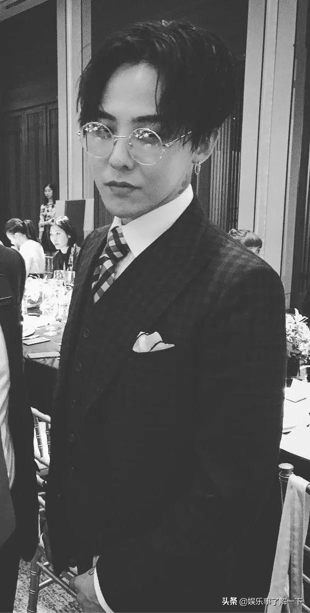 韩娱权志龙同人女主文,巨星就是巨星,花开了我们相爱吧!