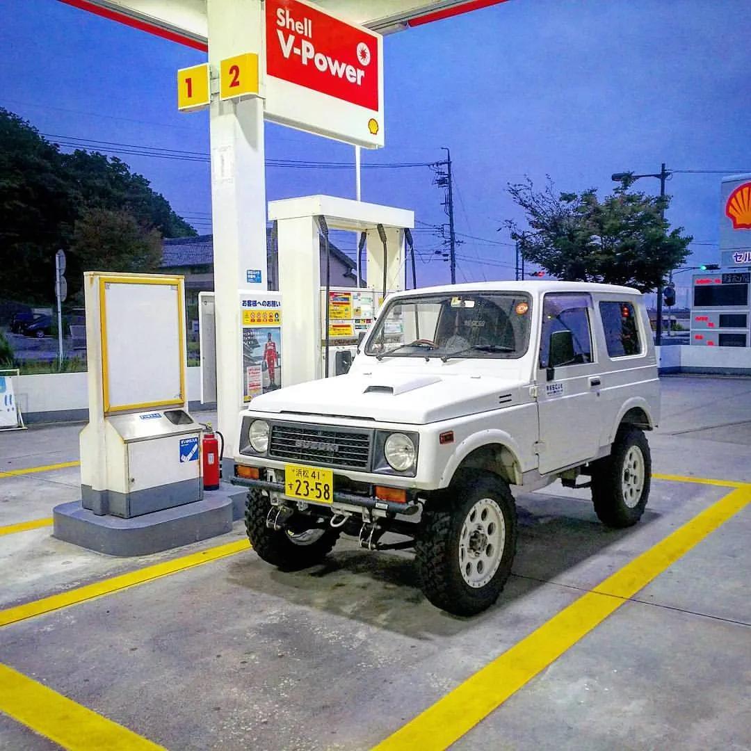 日本玩摩托车人手一辆,日本养一台普通家用车多少钱