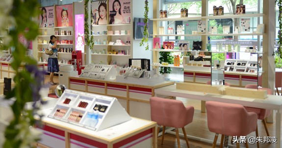 清华教师转行美妆电商，年卖36亿！曾2200万拍下Papi酱广告