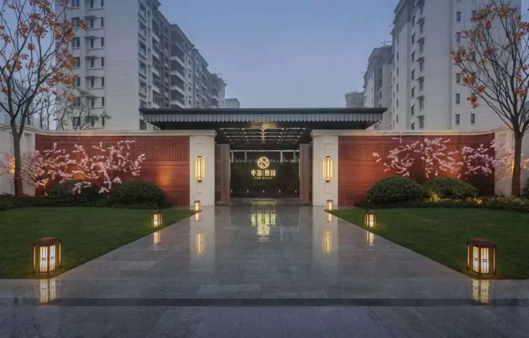 小霖陪你看日出,小霖带你玩游戏