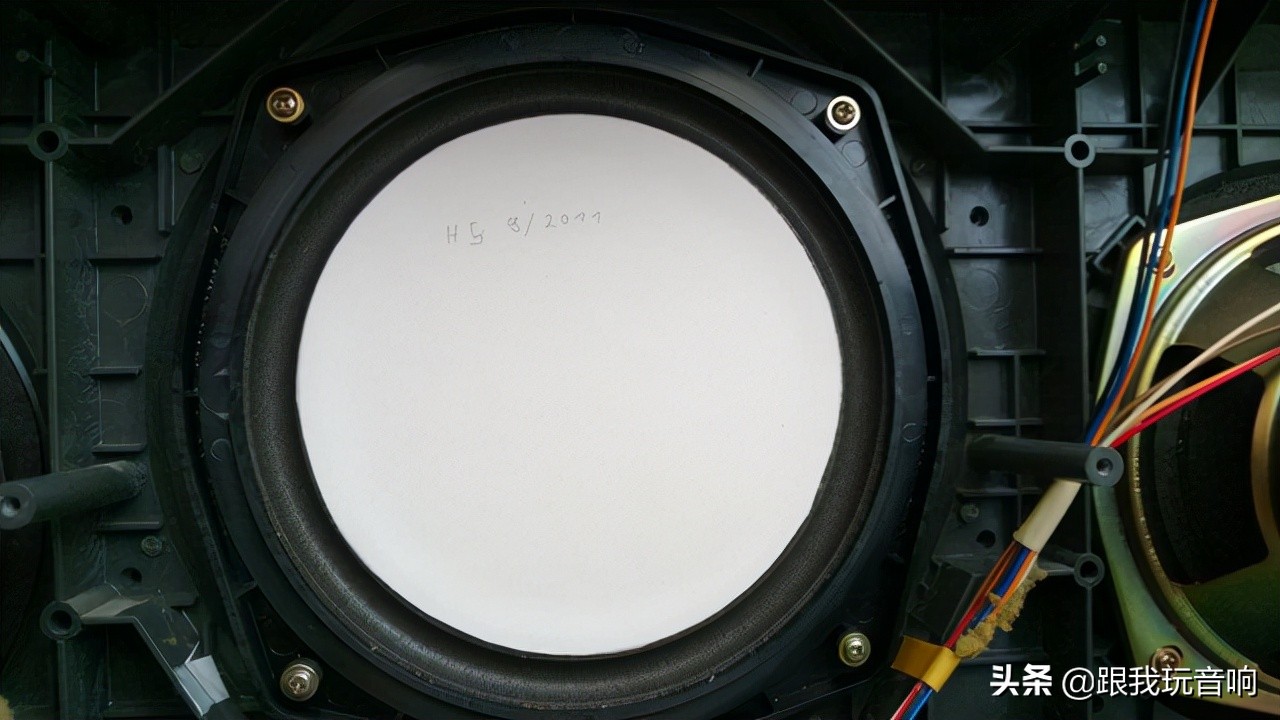 爱华cs-75x录音机,爱华808收音机是哪里产的