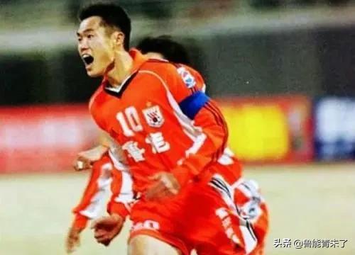 陈戌源座客《足球之夜》:引援方向有调整，鲁能本土锋线迎来机会