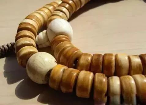 稀有老物件骨头手串,马骨头手串