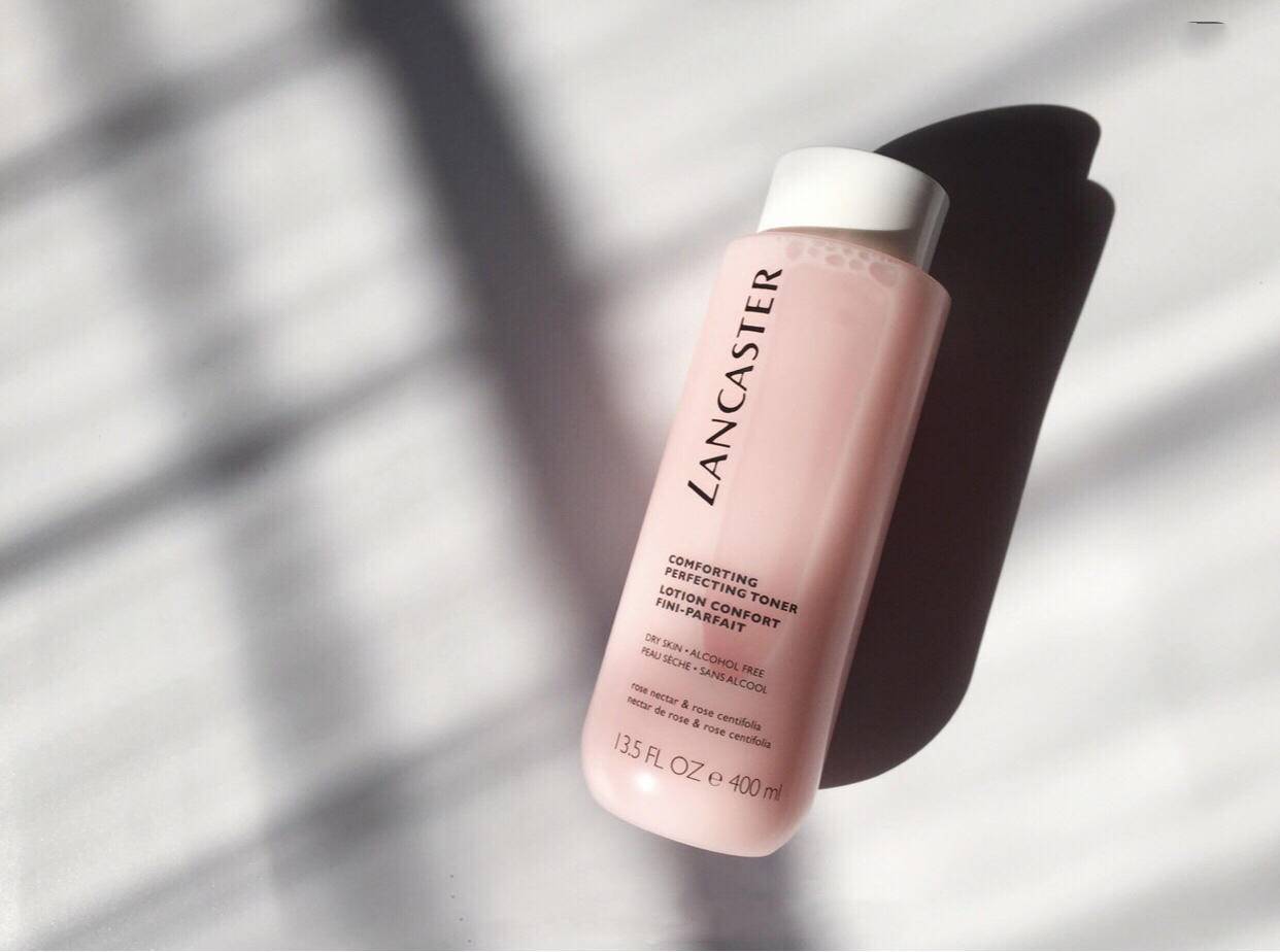 干燥肌肤该如何正确的补水保湿,修护干燥敏感肌肤的产品