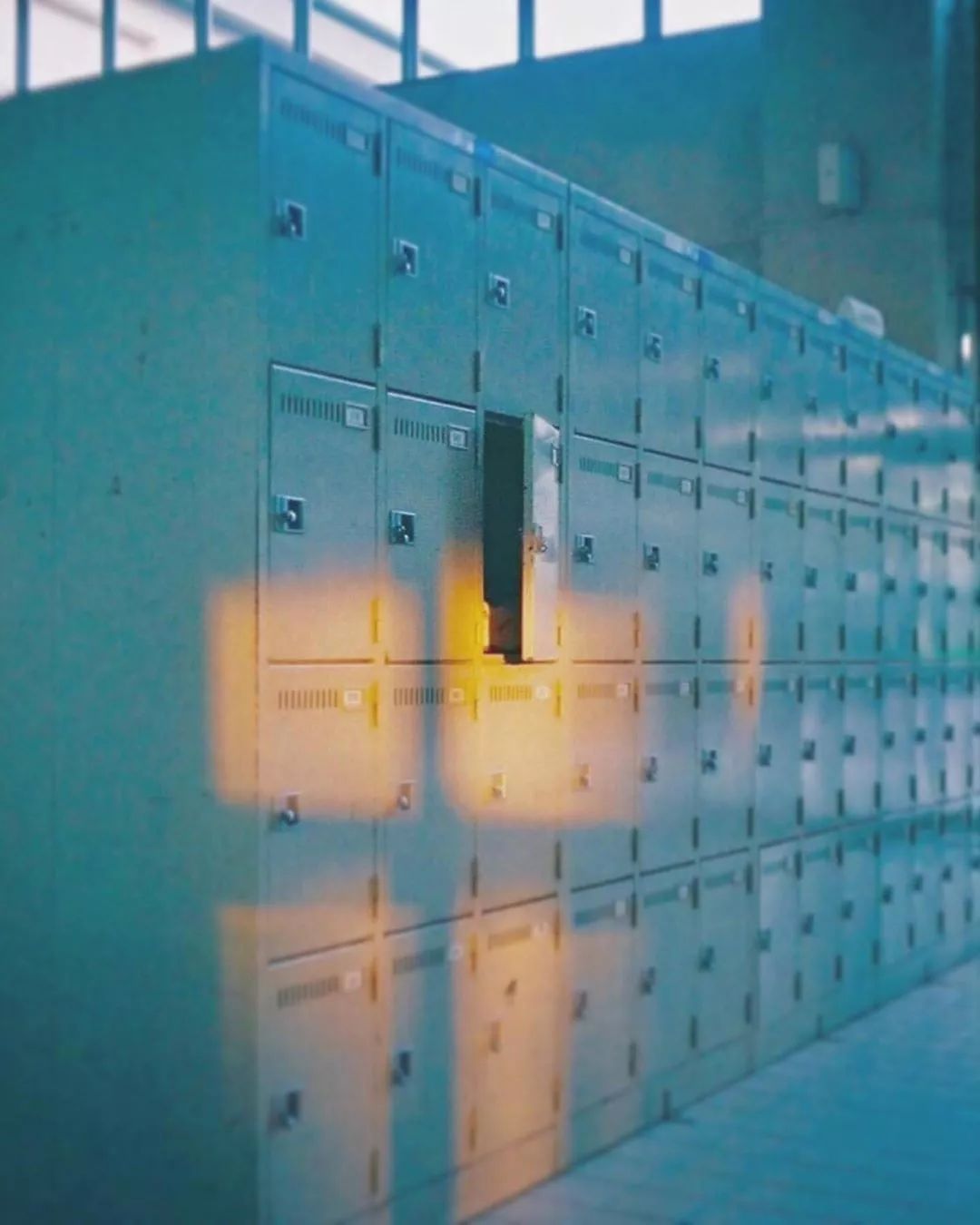 天空拼接背景图毫无违和感,天空背景图怎么拍出高级感