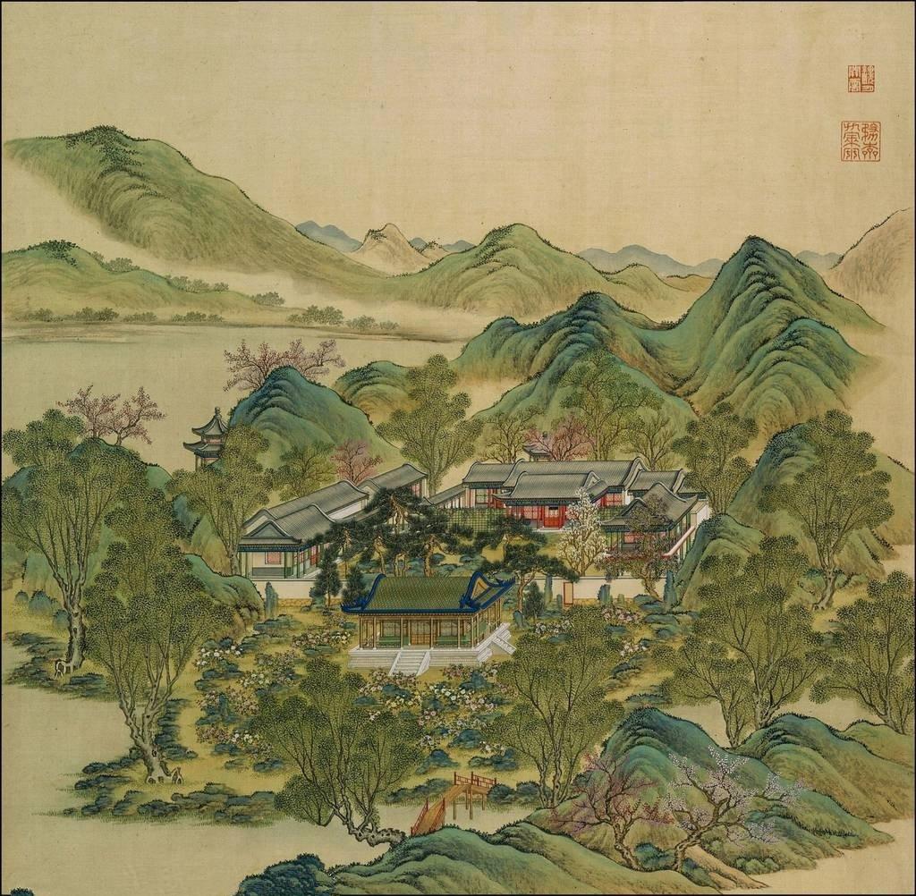 余晖映照出娇艳的晚霞,余晖映衬下美景