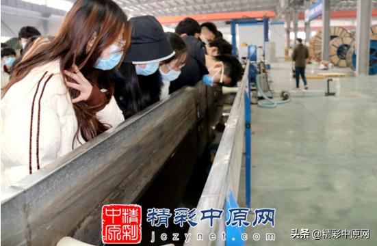 郑缆科技爱心帮扶180余名大学生