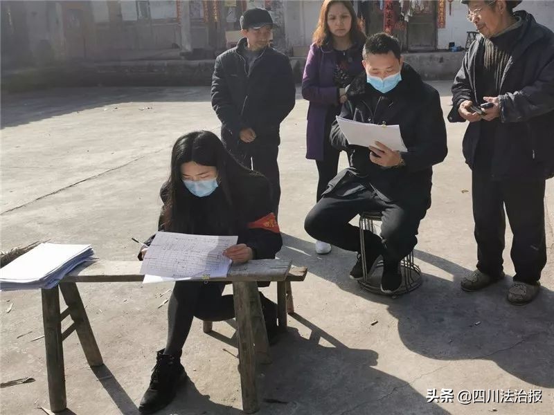 检察蓝守护候鸟,检察蓝守护革命红