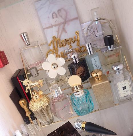 香水刚喷的时候很刺鼻正常吗,什么香水喷多了会有酒精味