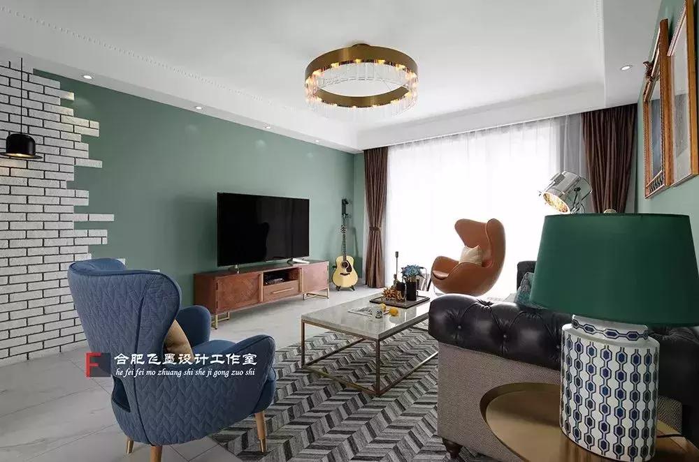 电视背景墙平面好看还是悬挂好看,入住后改电视背景墙