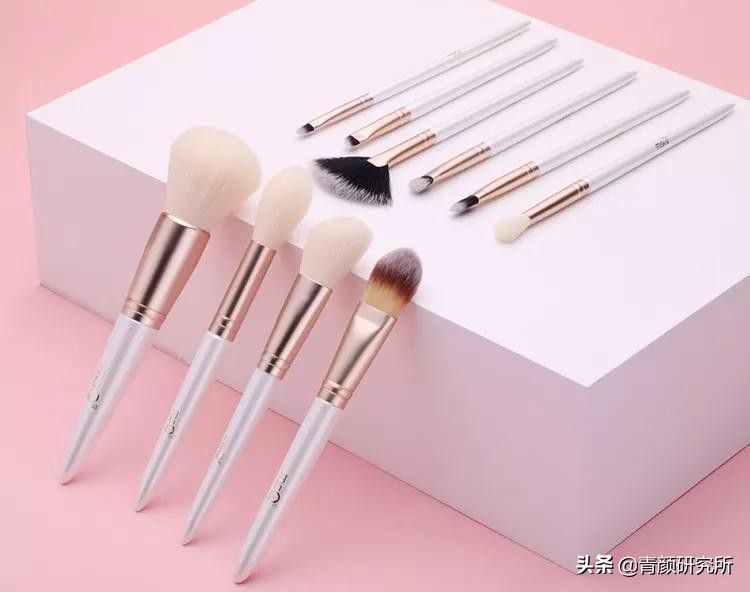 秘密！这8套化妆刷，可让你从素颜到女神