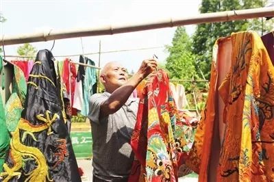 戏服的保养与分类