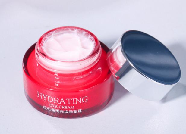 眼部皱纹很多用哪款眼霜好,眼部皱纹深用哪款眼霜好一些