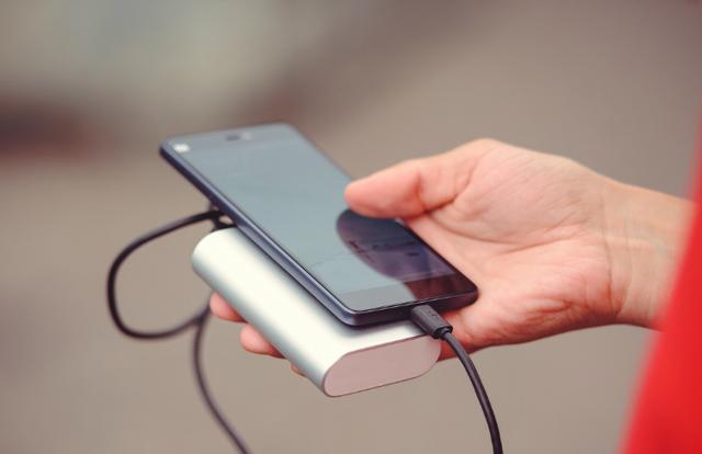 苹果手机电池突然耗电很快怎么办,oppo手机电池耗电快怎么办