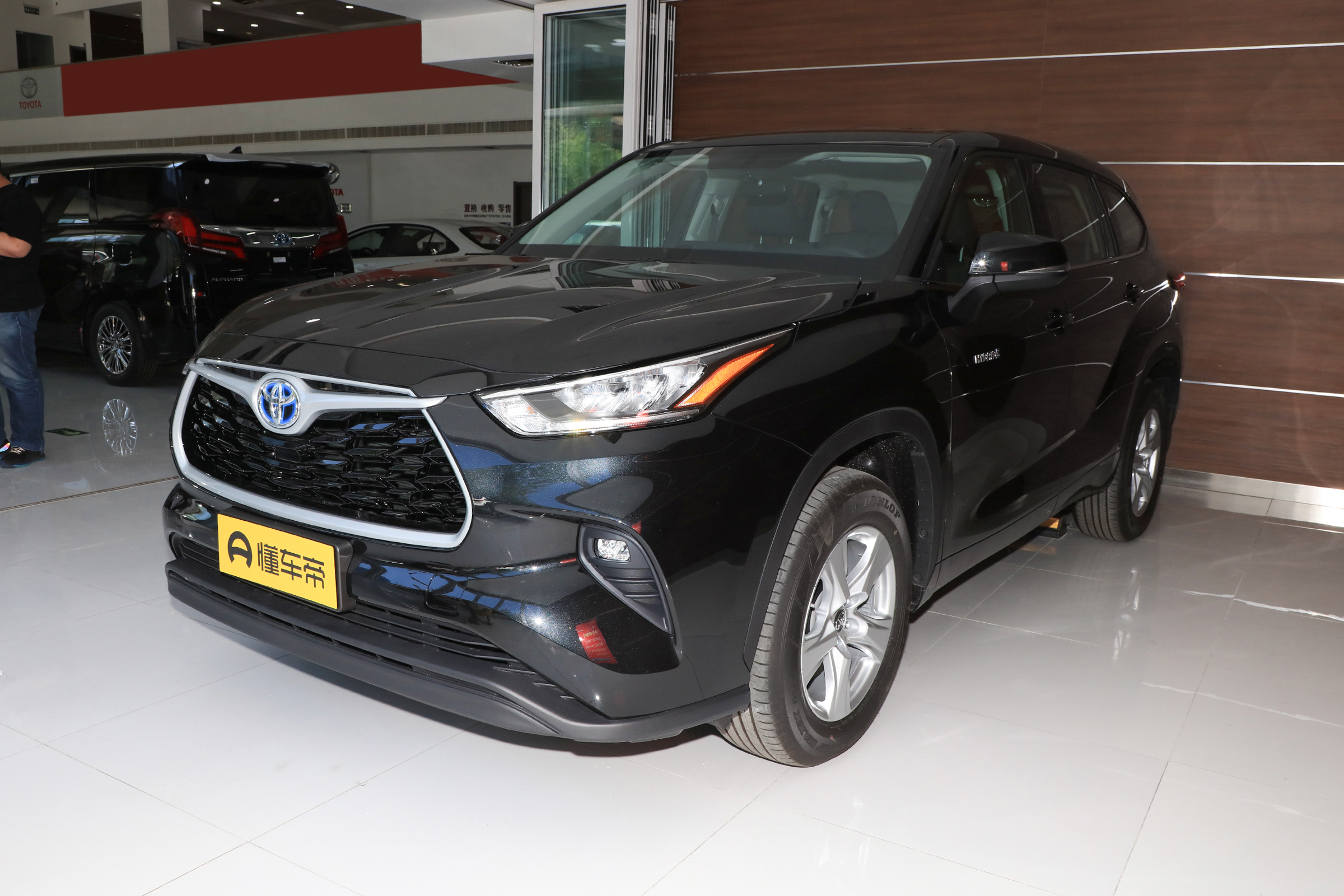 全新外观现代新款胜达官图发布,全新现代胜达特别版官图发布