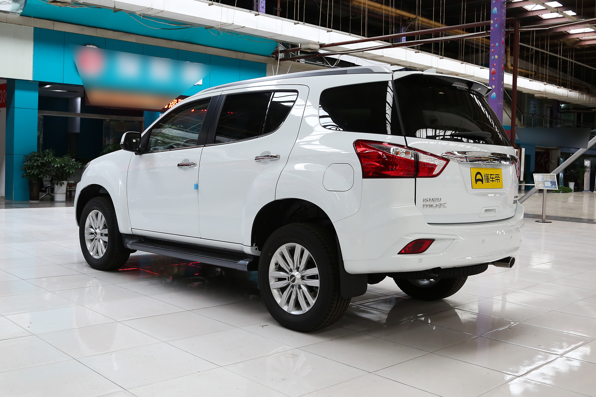 非承载前驱车,mu-x牧游侠1.9柴油四驱