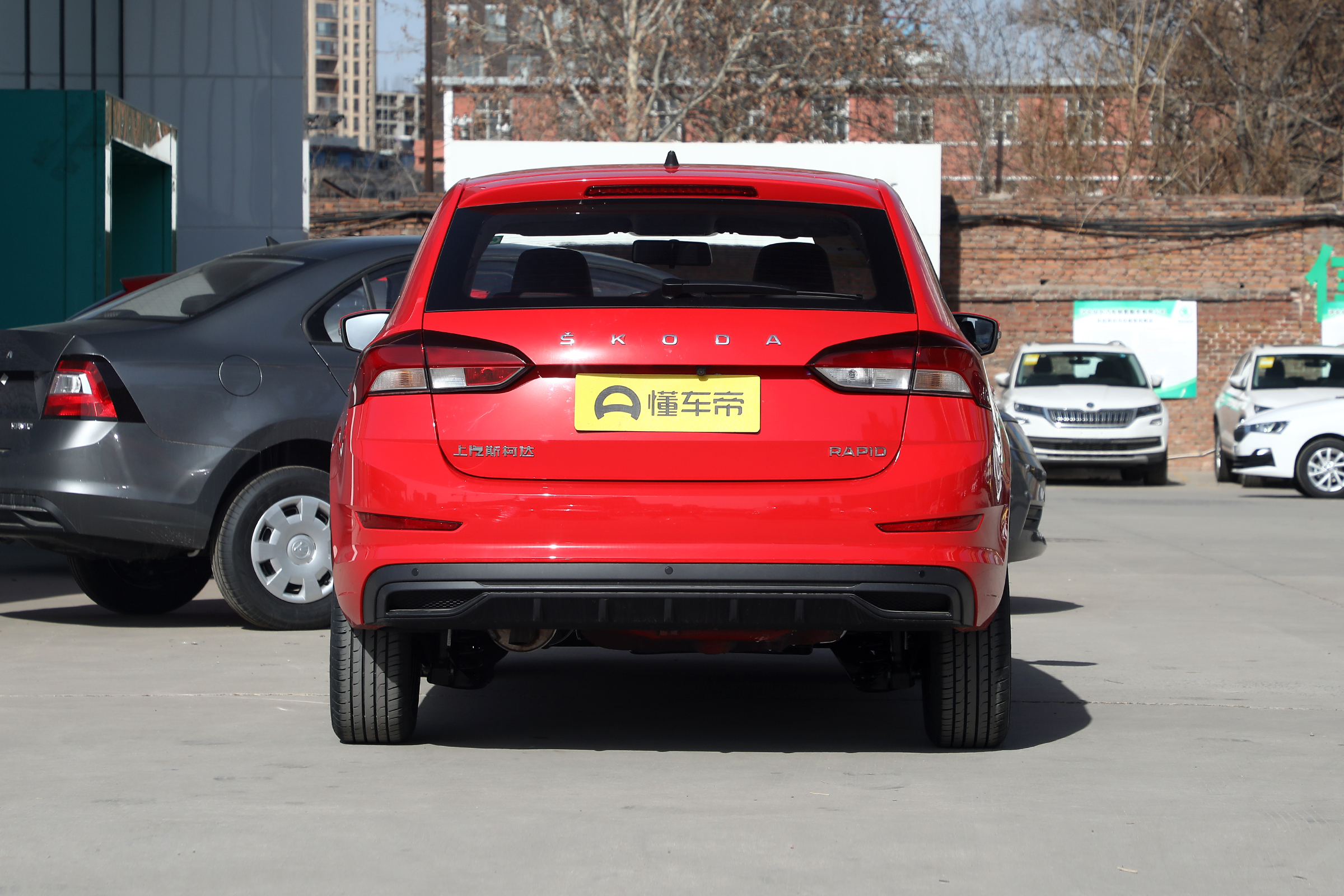 斯柯达昕动旅行版价格,斯柯达昕动和明锐旅行版对比