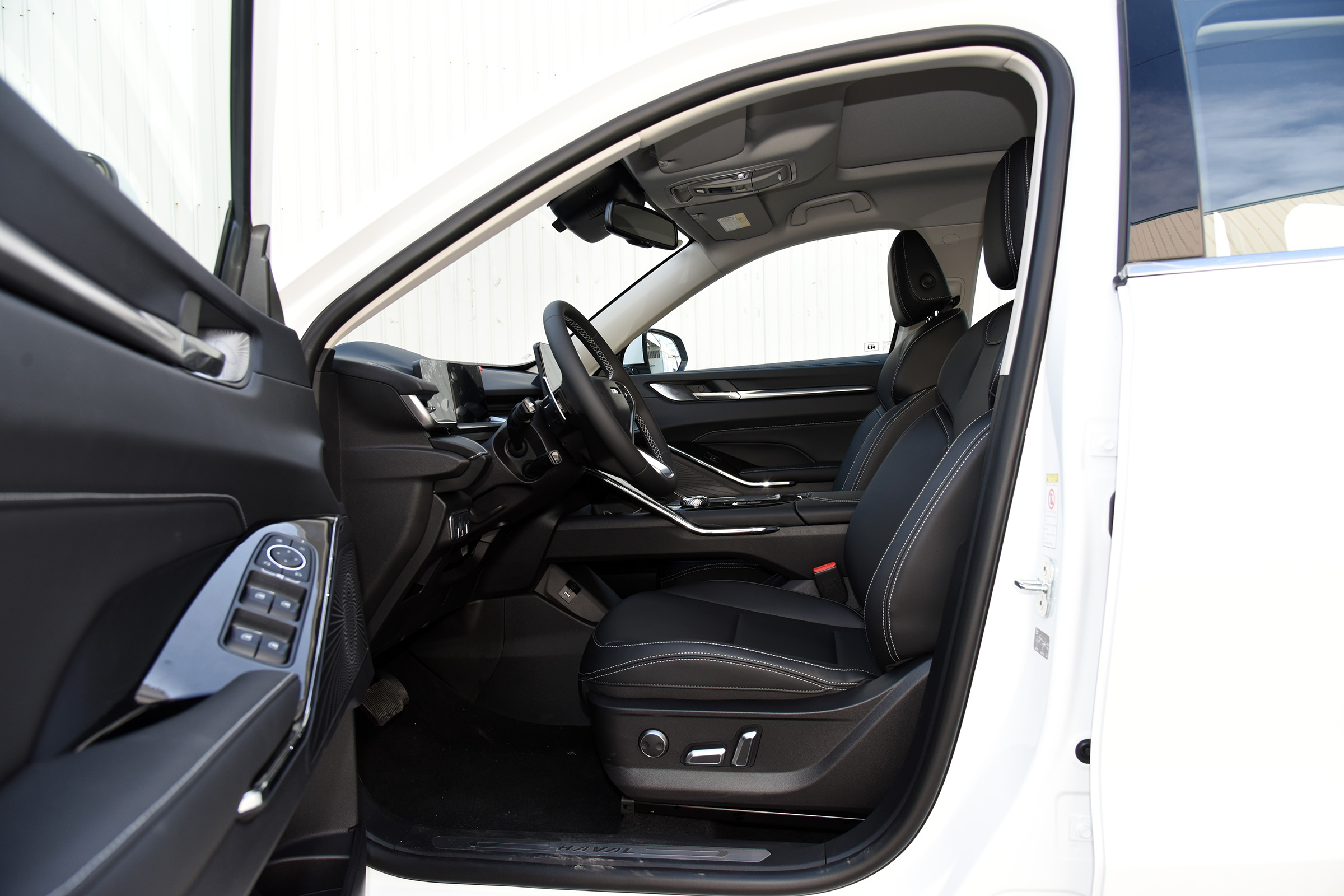 哈弗h6后视镜松动怎么解决,h6后视镜球头松动解决办法